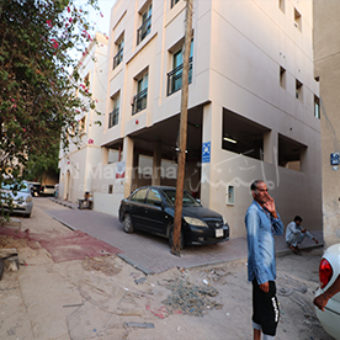 For Sale Building in Hor Al Anz