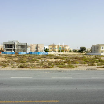 للبيع ارض سكنية كبيرة في ندالشبا الرابعة دبي