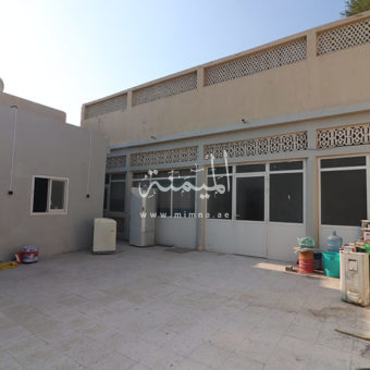 فلل و بيوت للبيع في الوحيدة دبي بمليون درهم